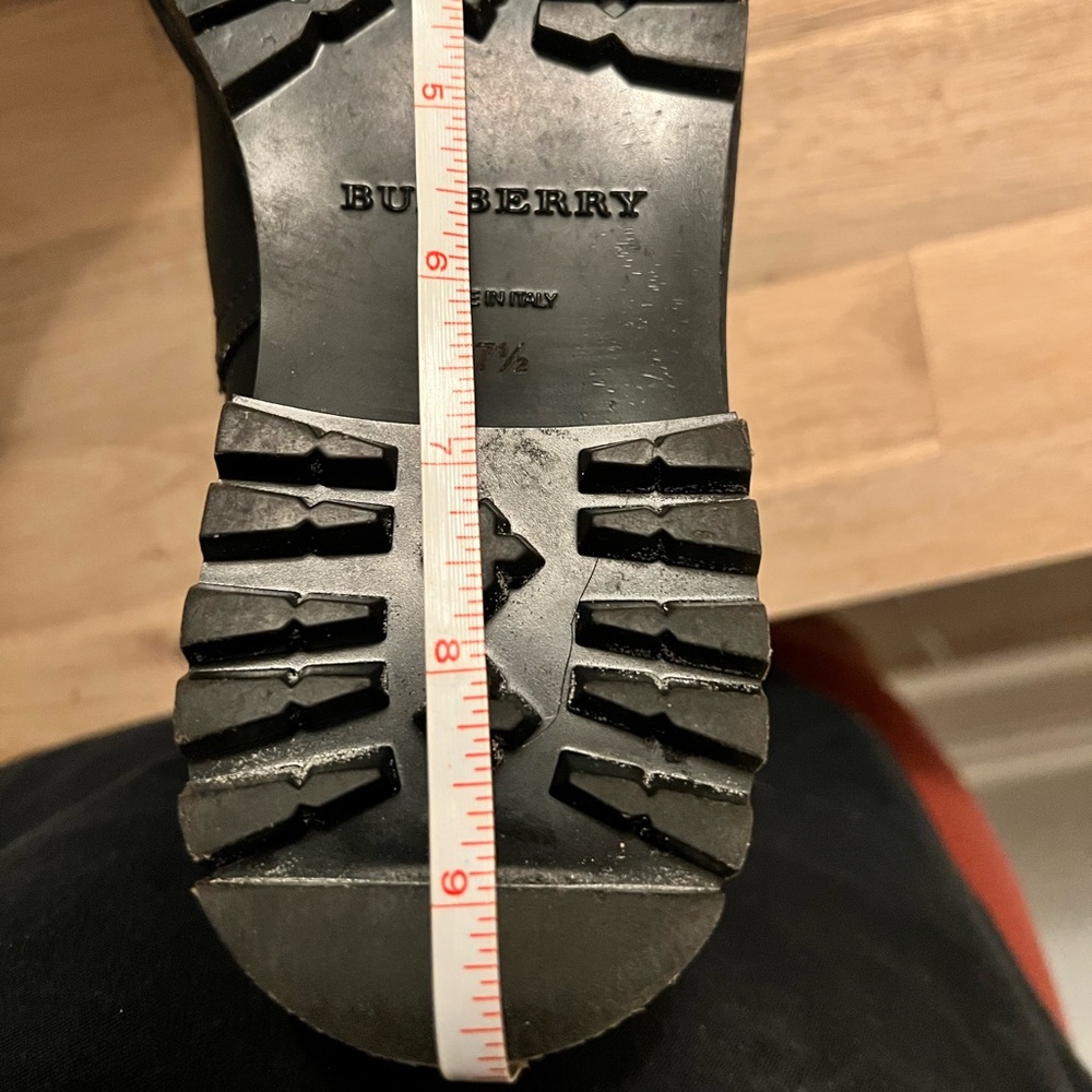 BURBERRY Check Panel Leather Chelsea Boots - Picture 6 of 6